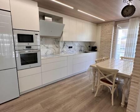 Fantastic Larimar New Apartment Салоу Екстериор снимка