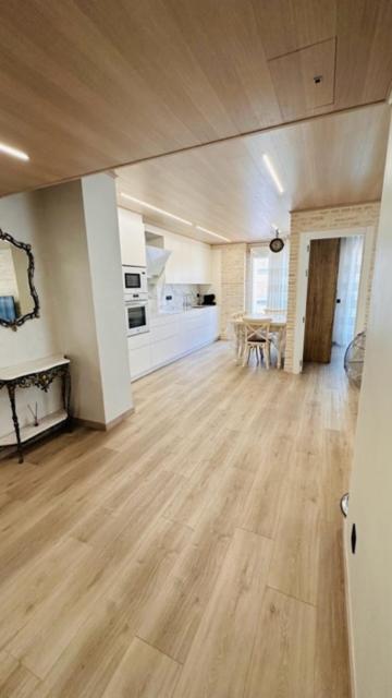 Fantastic Larimar New Apartment Салоу Екстериор снимка