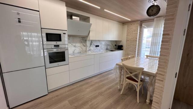 Fantastic Larimar New Apartment Салоу Екстериор снимка